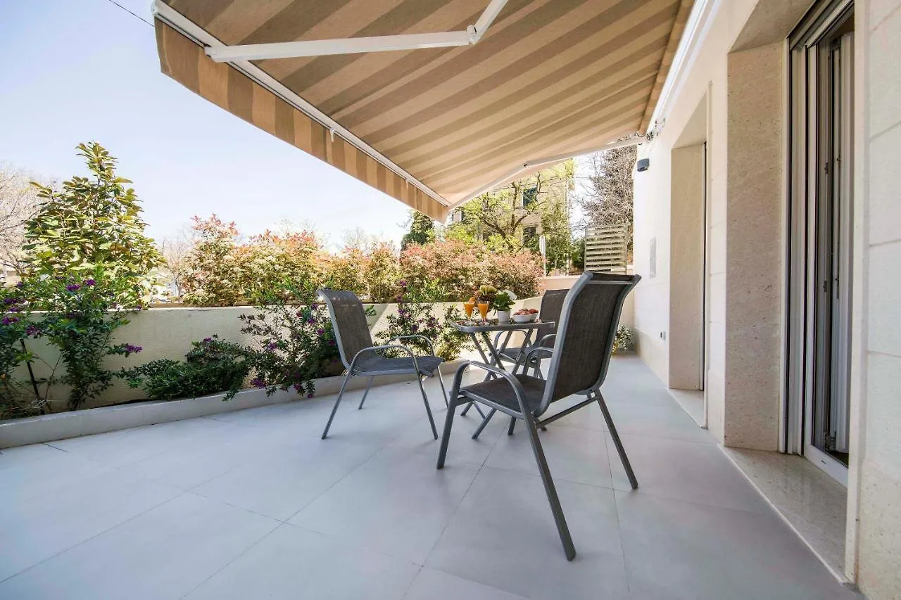Amaris Luxury Apartments Split 0*,