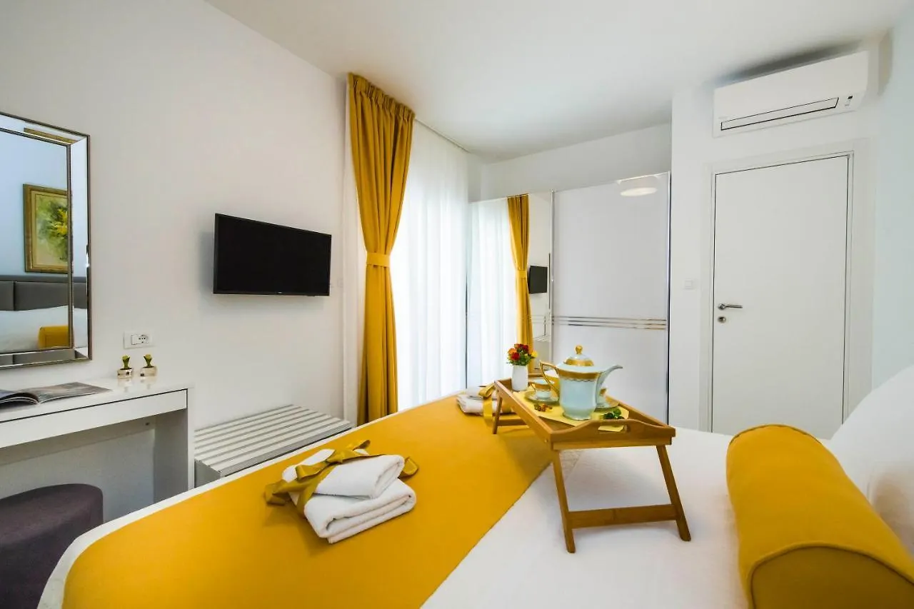 ספליט Amaris Luxury Apartments קרואטיה