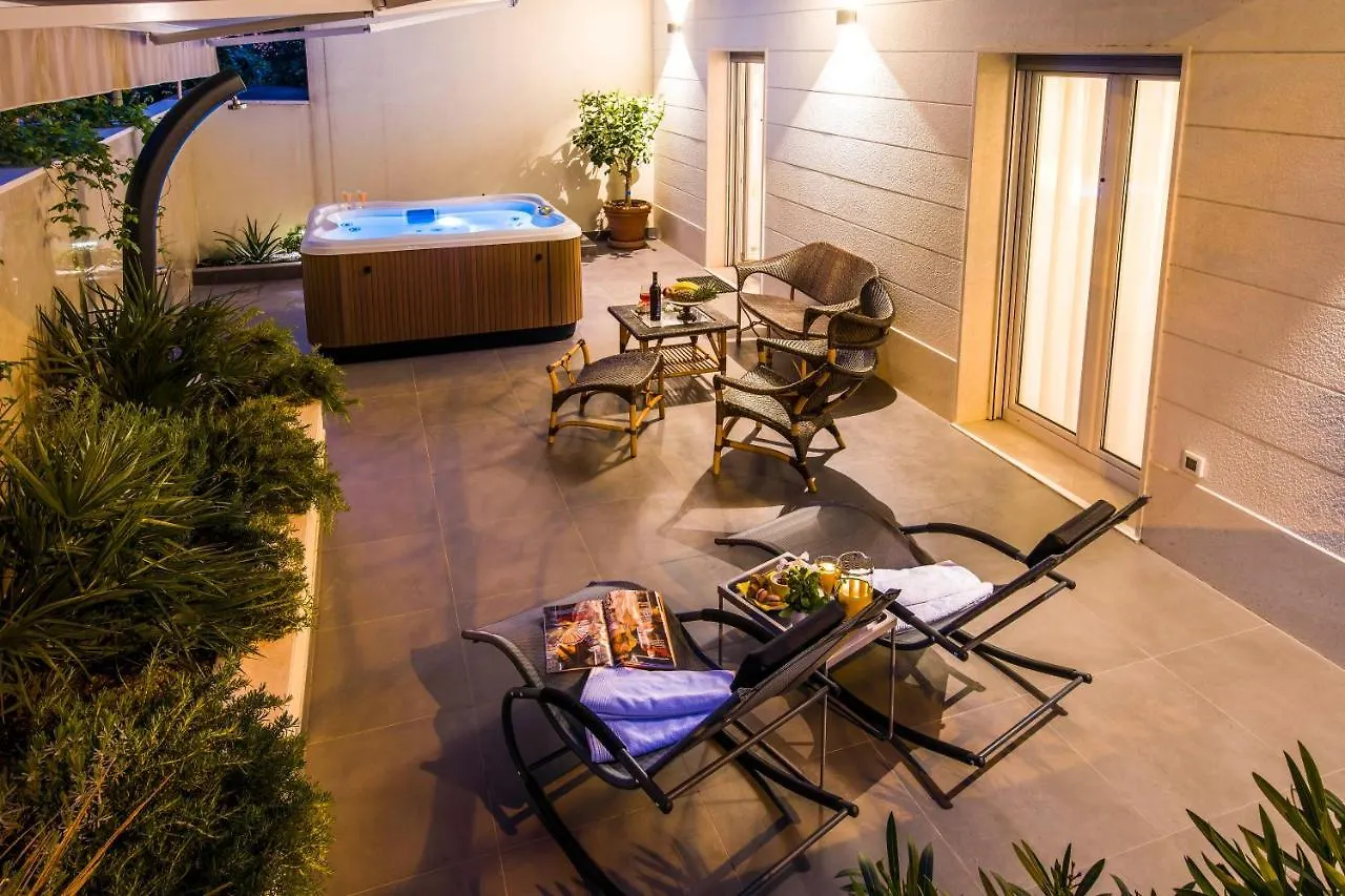Amaris Luxury Apartments Split