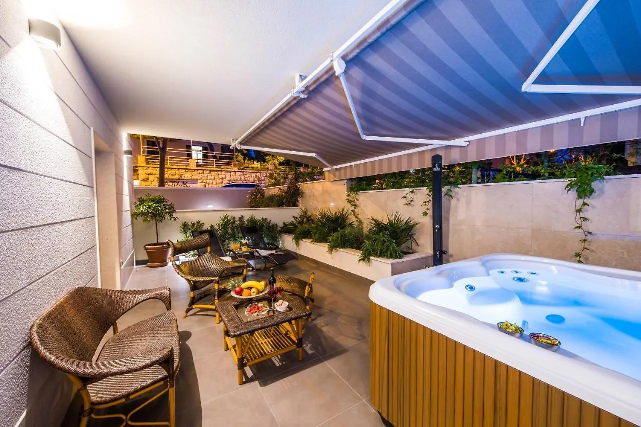 ספליט Amaris Luxury Apartments