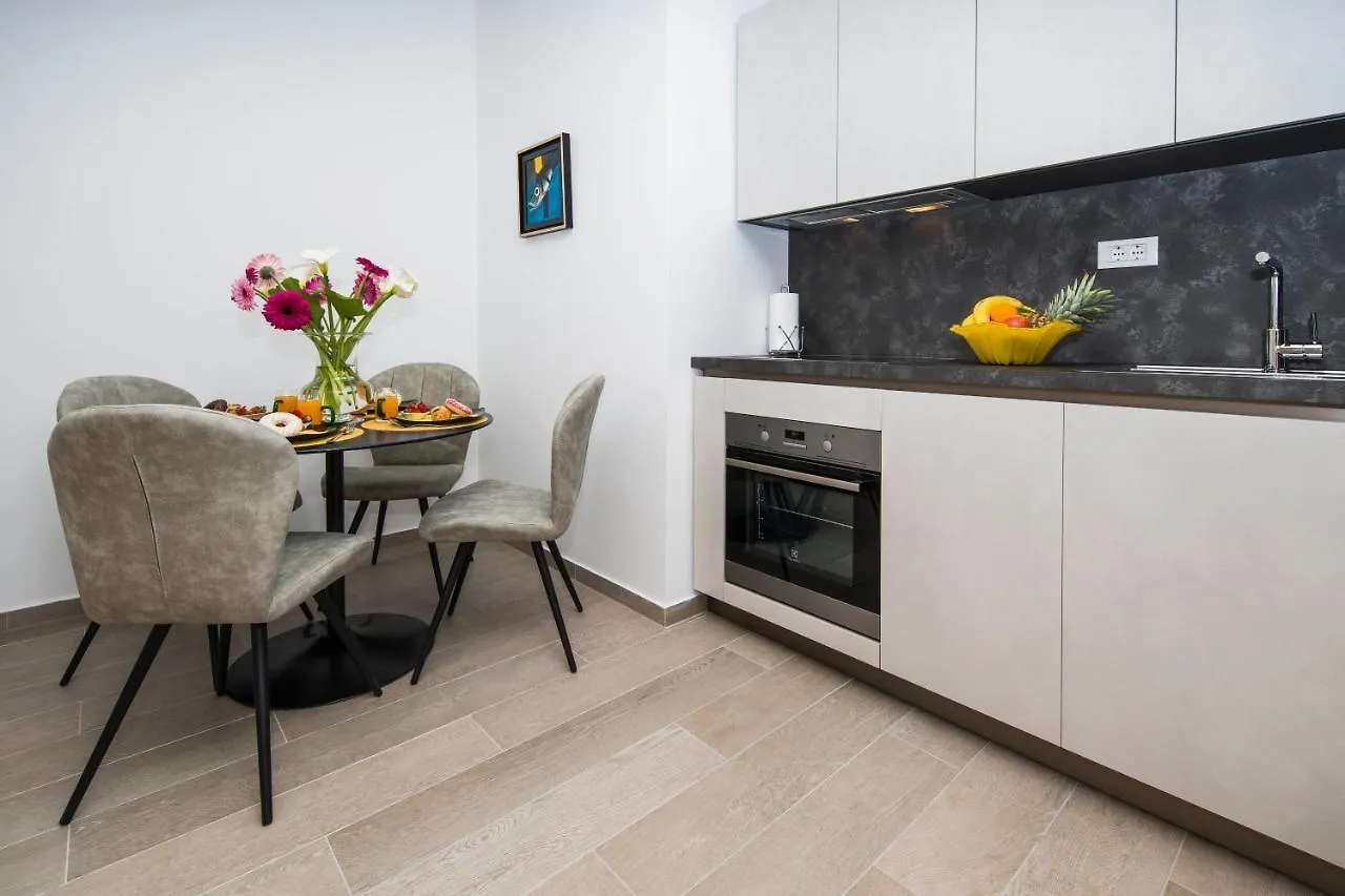 Amaris Luxury Apartments Split
