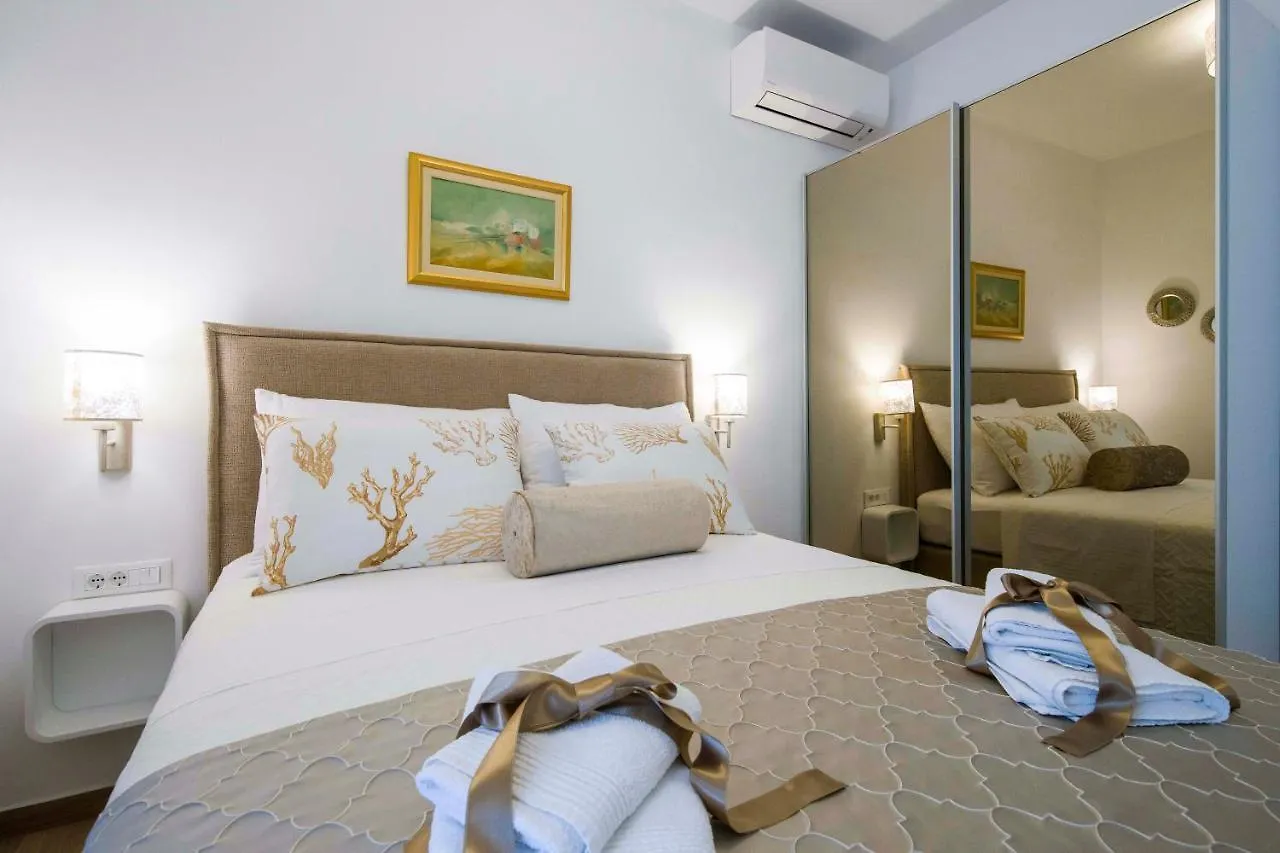 ספליט Amaris Luxury Apartments 0*,