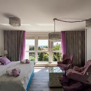  Apartment Downtown Luxury Emili