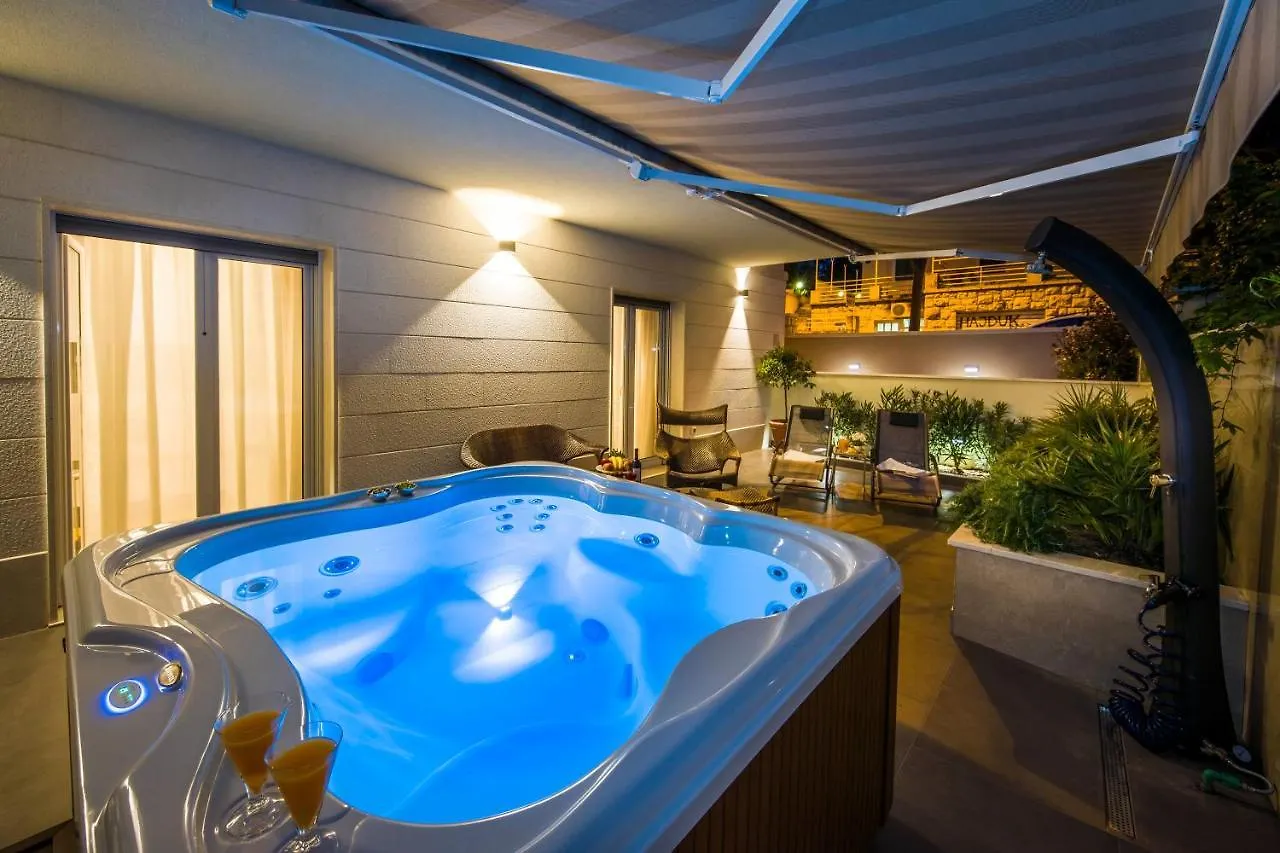 Amaris Luxury Apartments Split