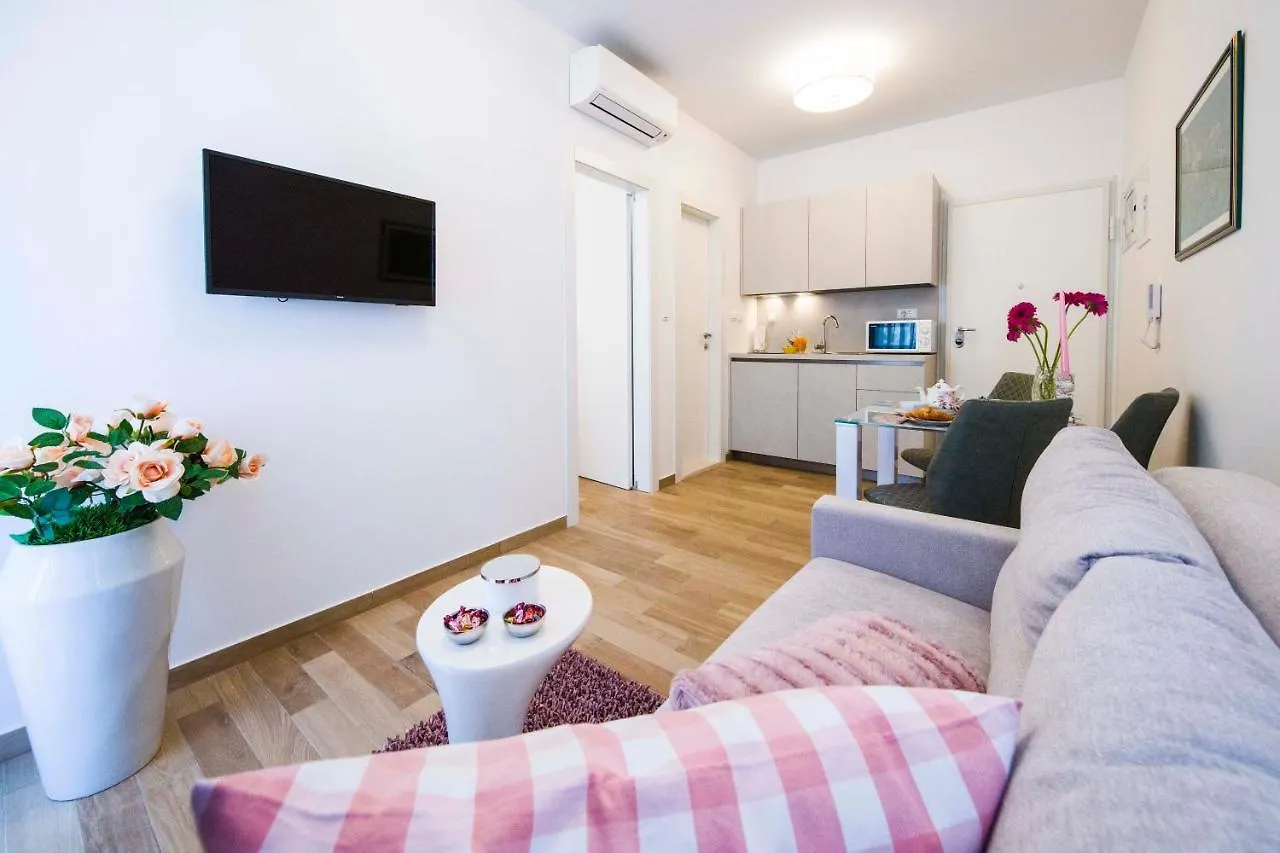 Amaris Luxury Apartments location