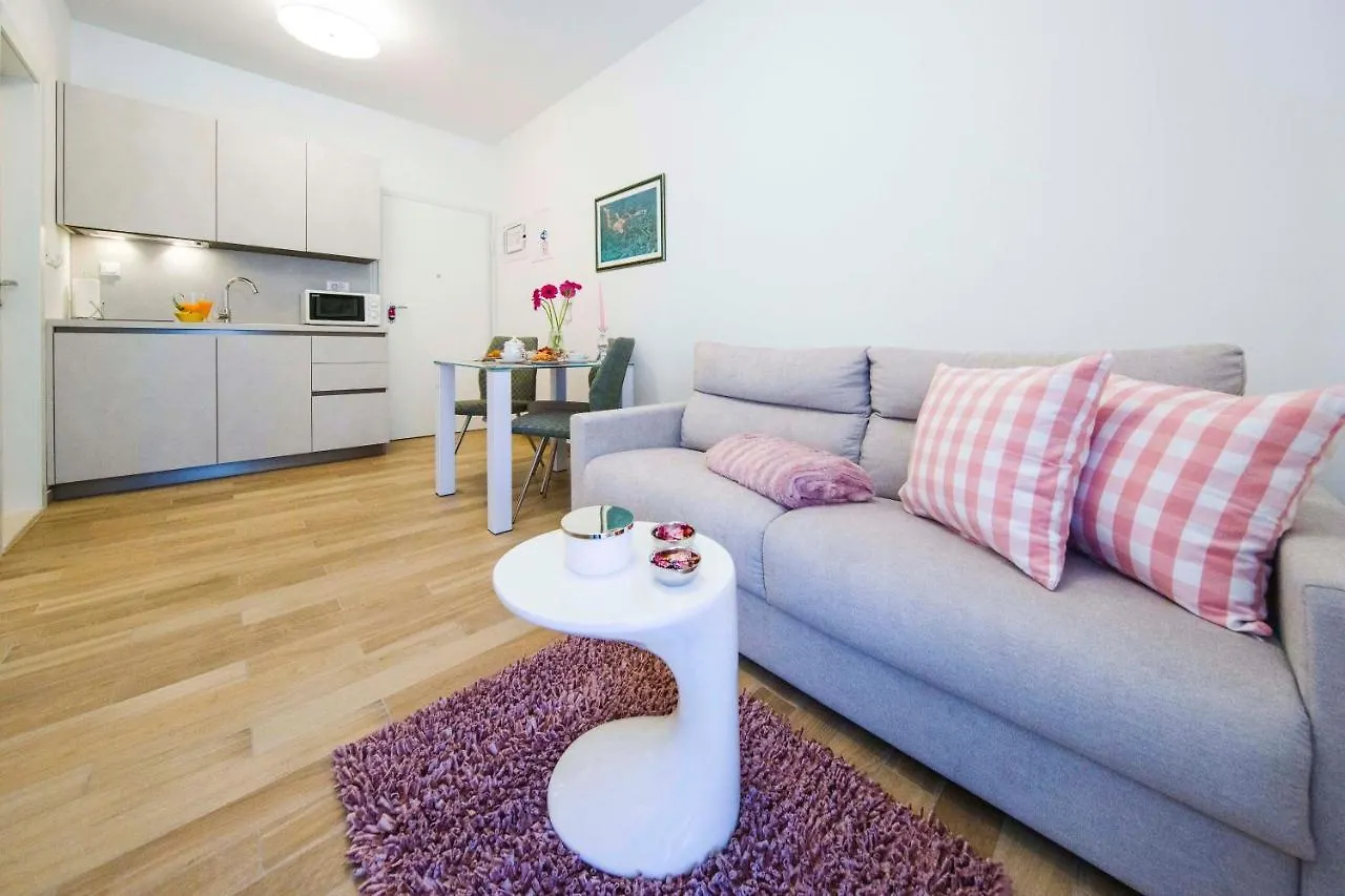 Amaris Luxury Apartments Split